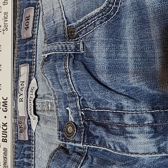 BKE RYAN SHORT BACK EMBROIDERED DOUBLE POCKETS STRAIGHT LEG DENIM JEAN - Picture 7 of 16